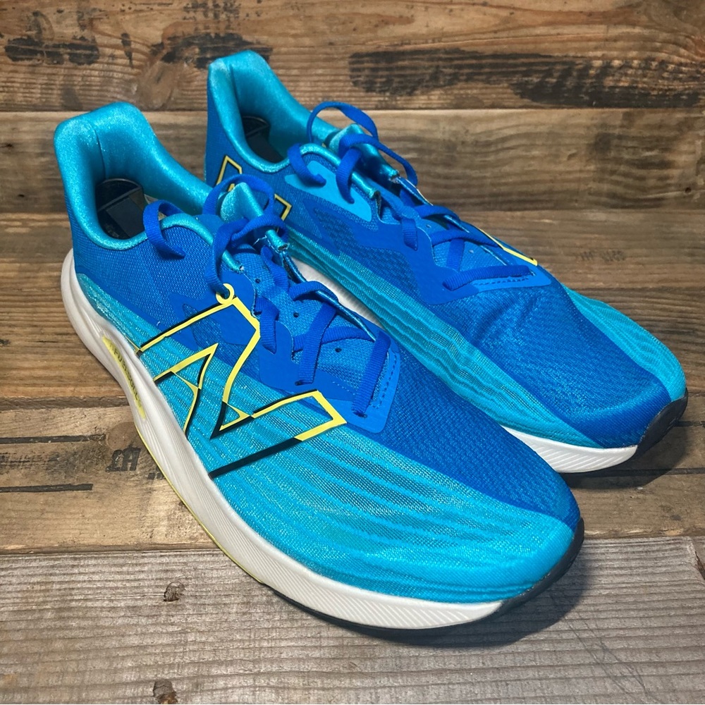 New Balance Men’s FuelCell Rebel V2 Running Shoes MFCXLB2 Blue Yellow sz 13